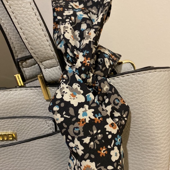 Steve Madden parker tote bag with scarf tie in light blue - Picture 10 of 10